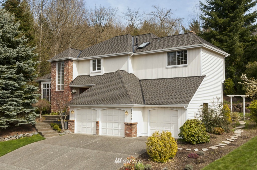 15526 101st Place Northeast Bothell, WA 98011 - Photo 1 of 19 Gallery Image 1