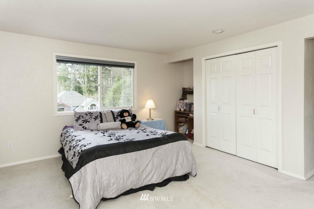 15526 101st Place Northeast Bothell, WA 98011 - Photo 16 of 19 Gallery Image 16