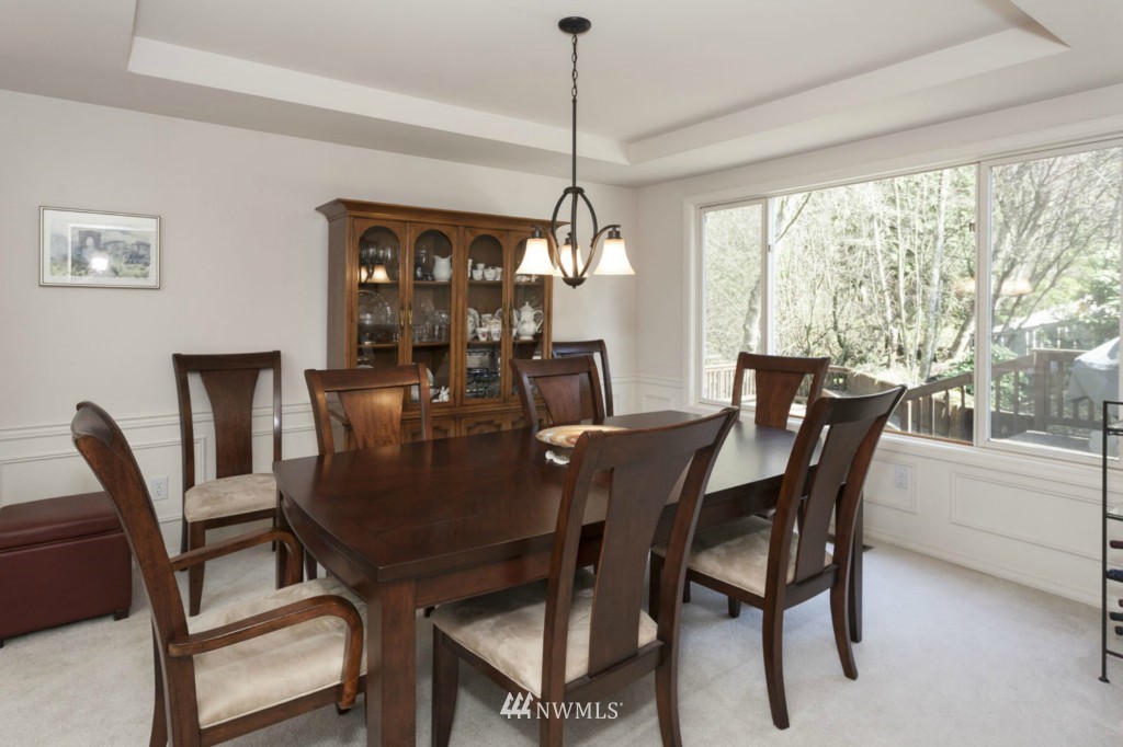 15526 101st Place Northeast Bothell, WA 98011 - Photo 5 of 19 Gallery Image 5