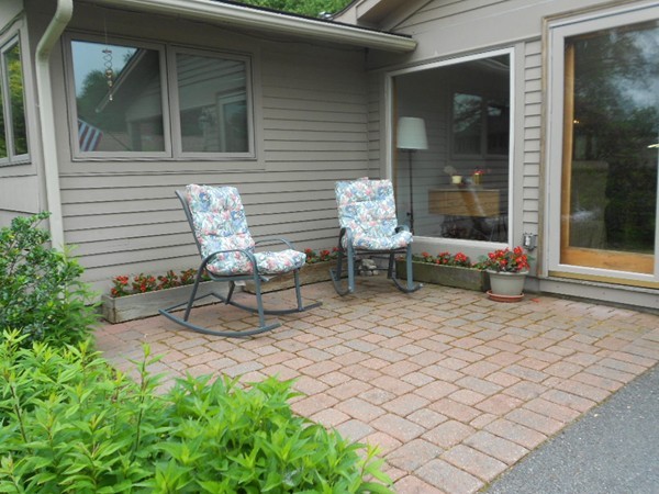 30 Lohnes Road Framingham, MA 01701 - Photo 2 of 18