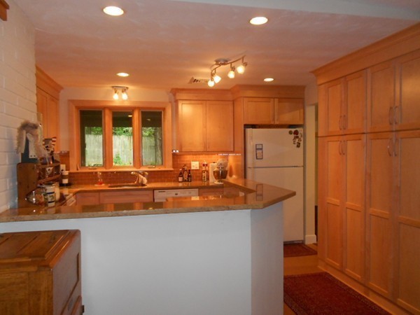 30 Lohnes Road Framingham, MA 01701 - Photo 6 of 18