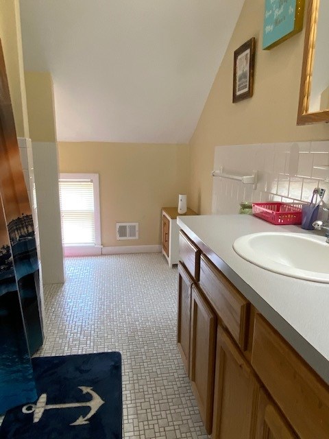 8 Union Street Coventry, RI 02816 - Photo 11 of 22 Gallery Image 11