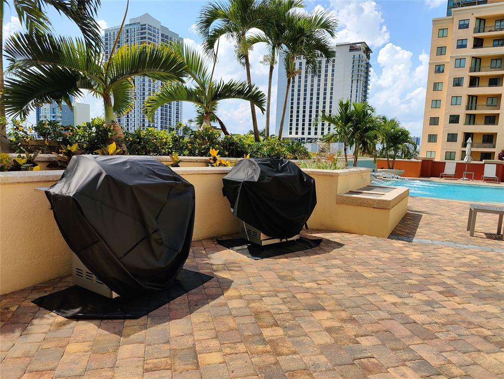 100 North Federal Highway, Unit 819 Fort Lauderdale, FL 33301 - Photo 27 of 36 a view of outdoor space with swimming pool and patio