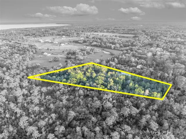 $250,000 | Willow Pond Lane, Geneva, FL 32732