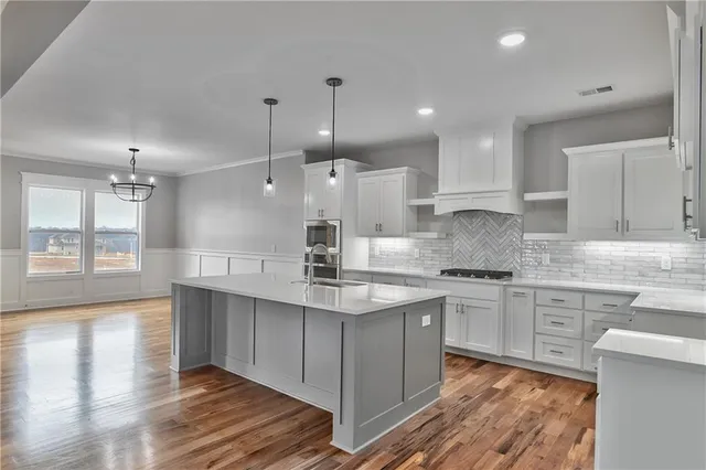 $729,000 | 6024 Arapahoe Street, Shawnee, KS 66226