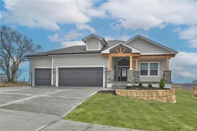 $729,000 | 6024 Arapahoe Street, Shawnee, KS 66226