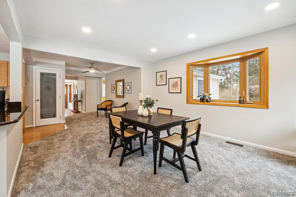 3258 Sexton Road Howell, MI 48843 - Photo 10 of 77