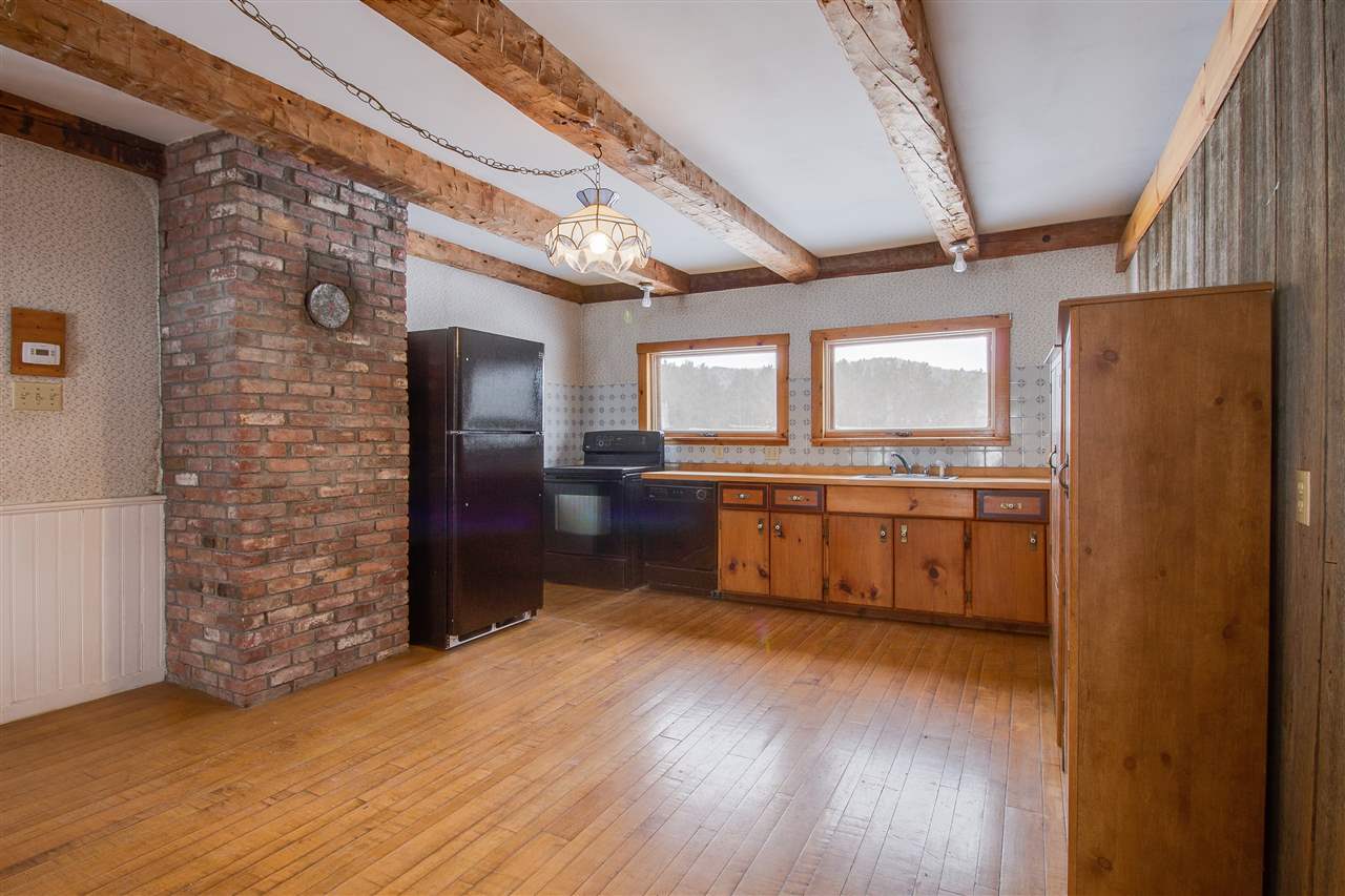 330 West Hill Road Northfield, VT 05663 - Photo 3 of 23 Gallery Image 3