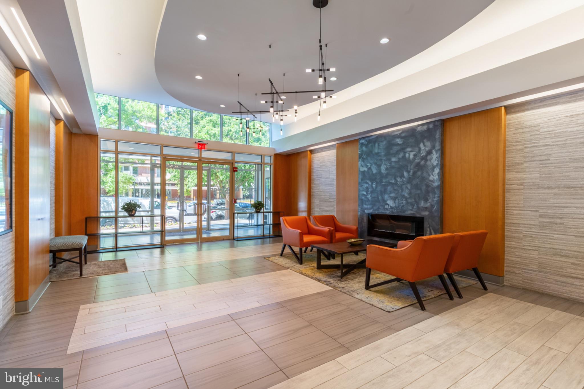 350 G Street Southwest, Unit N423 Washington, DC 20024 - Photo 4 of 43 Bright and inviting lobby space.