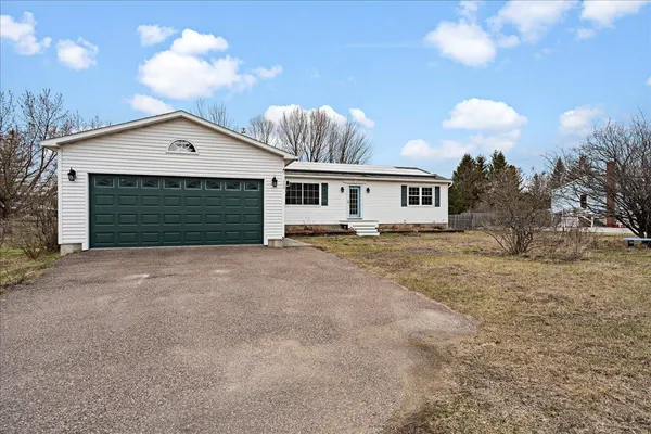 $375,000 | 33 Russell Circle, Milton, VT 05468