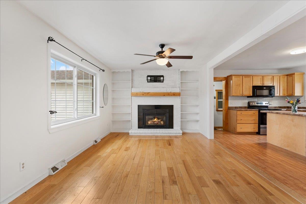 33 Russell Circle Milton, VT 05468 - Photo 11 of 40