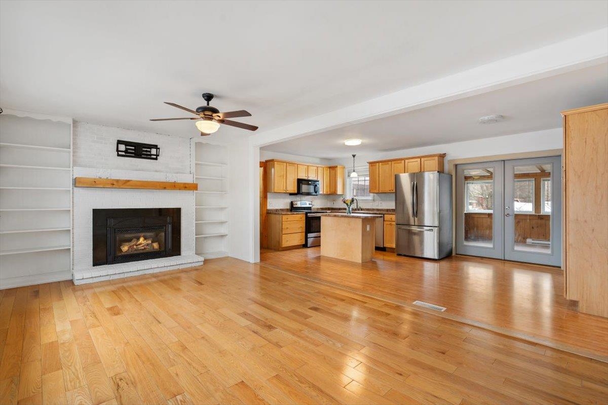 33 Russell Circle Milton, VT 05468 - Photo 13 of 40