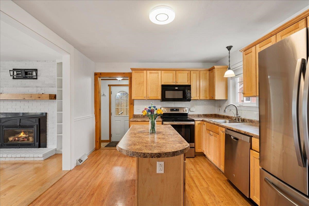 33 Russell Circle Milton, VT 05468 - Photo 15 of 40