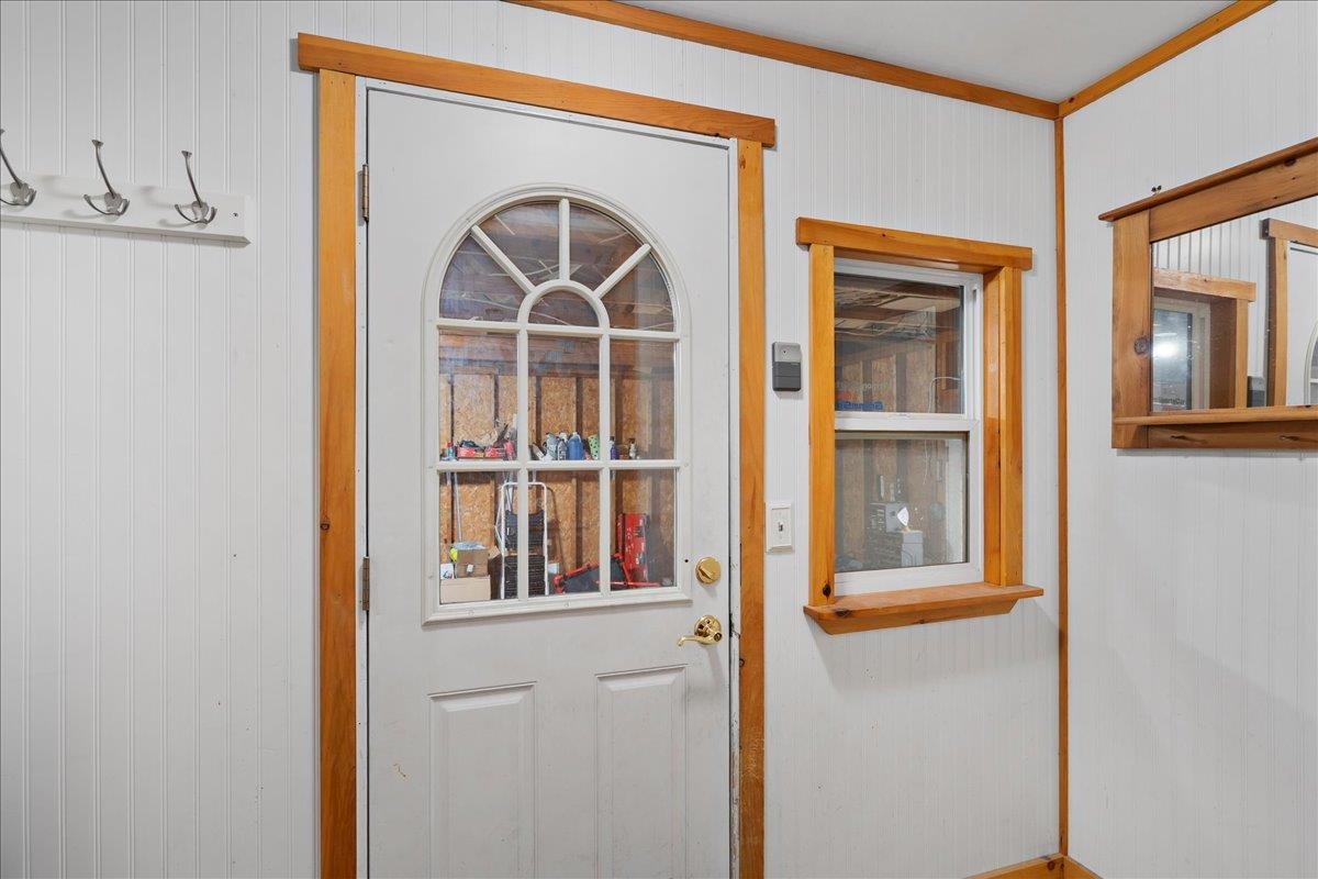 33 Russell Circle Milton, VT 05468 - Photo 32 of 40