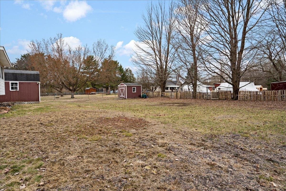 33 Russell Circle Milton, VT 05468 - Photo 36 of 40