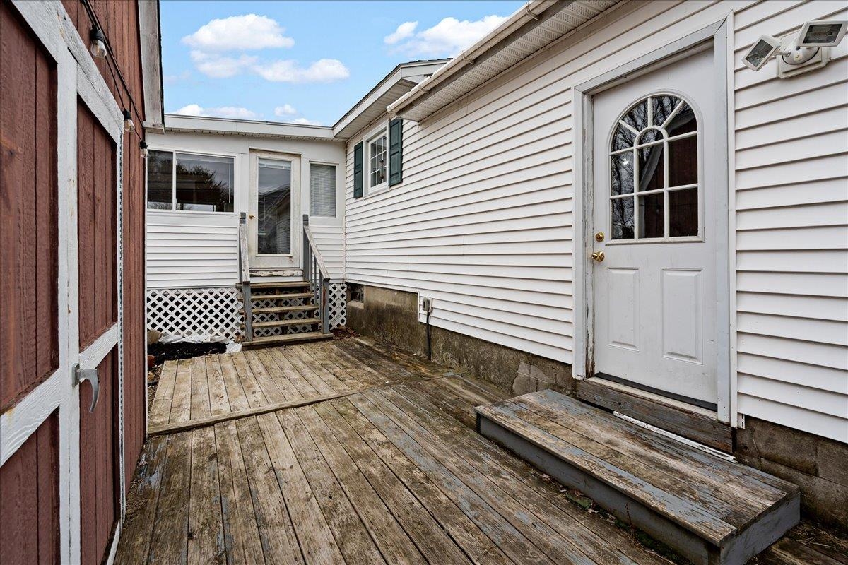 33 Russell Circle Milton, VT 05468 - Photo 38 of 40