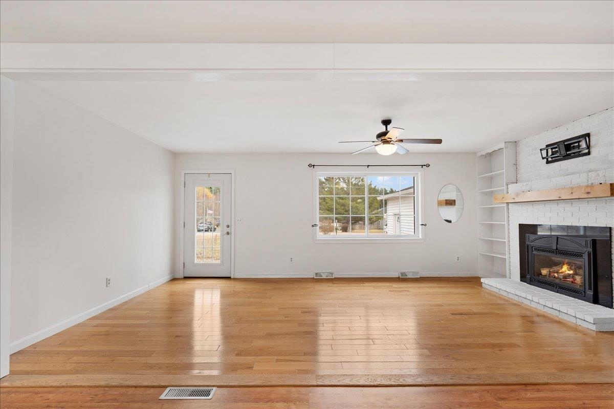 33 Russell Circle Milton, VT 05468 - Photo 9 of 40