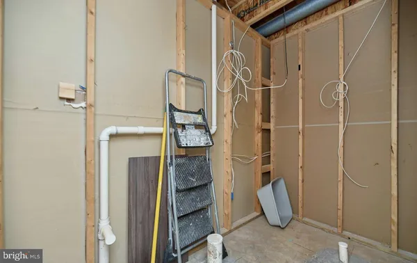 $2,750 | 8300 Wallace Lane, Manassas, VA 20109