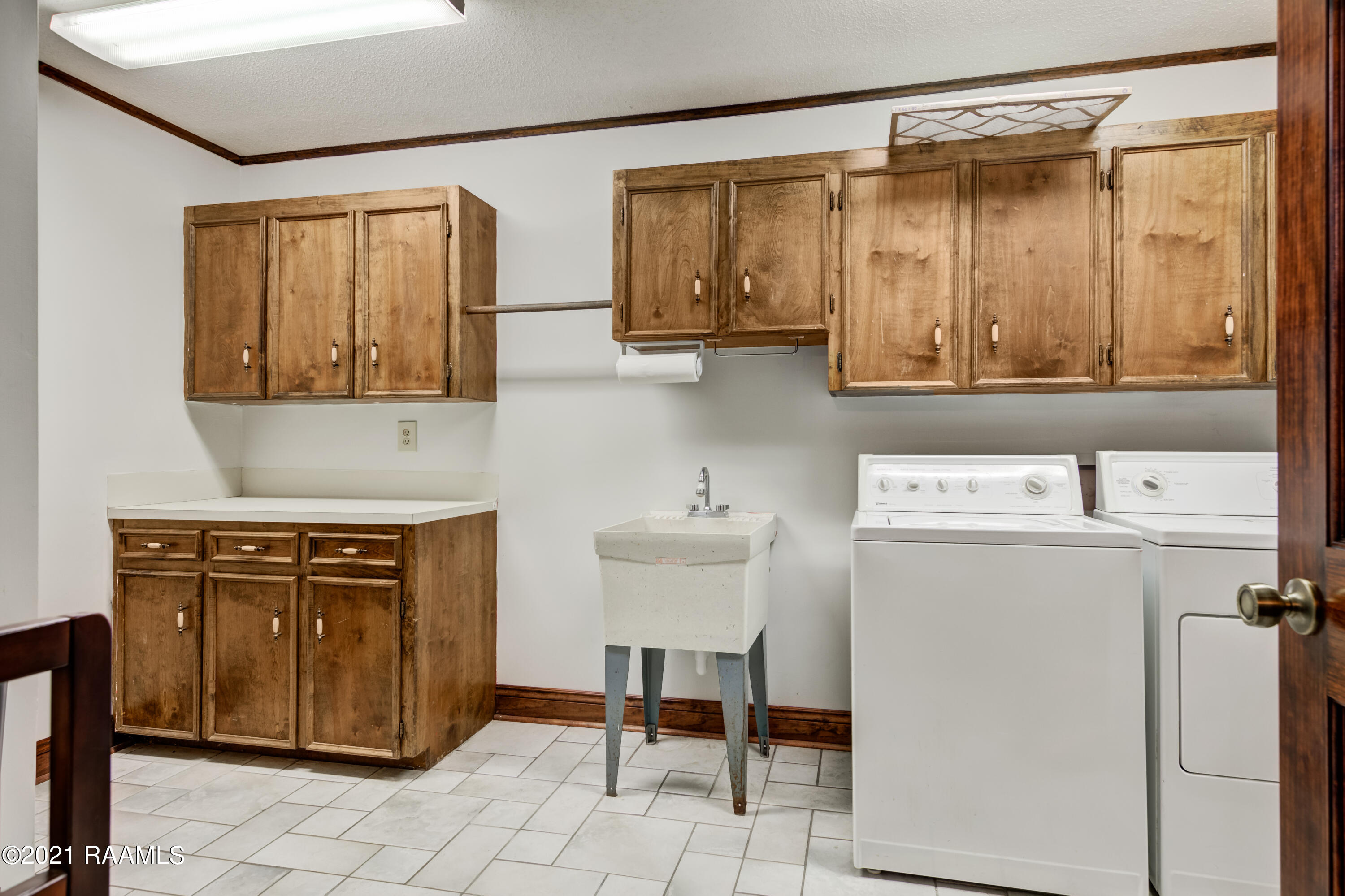 502 Vincent Road Lafayette, LA 70508 - Photo 25 of 49 Gallery Image 25