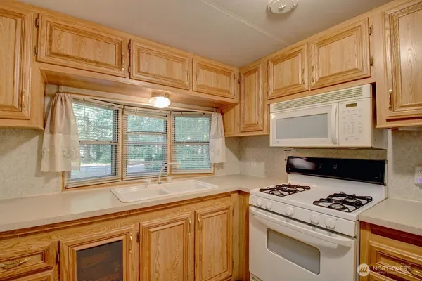 $49,000 | 90 Christmas Tree Circle, Maple Falls, WA 98266