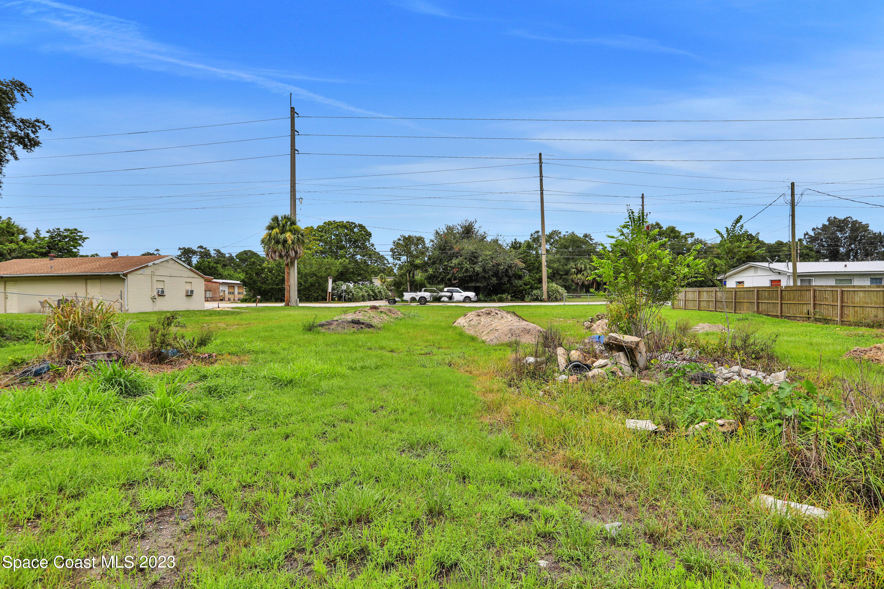 621 Clearlake Road Cocoa, FL 32922 - Photo 11 of 32 1R4A3684