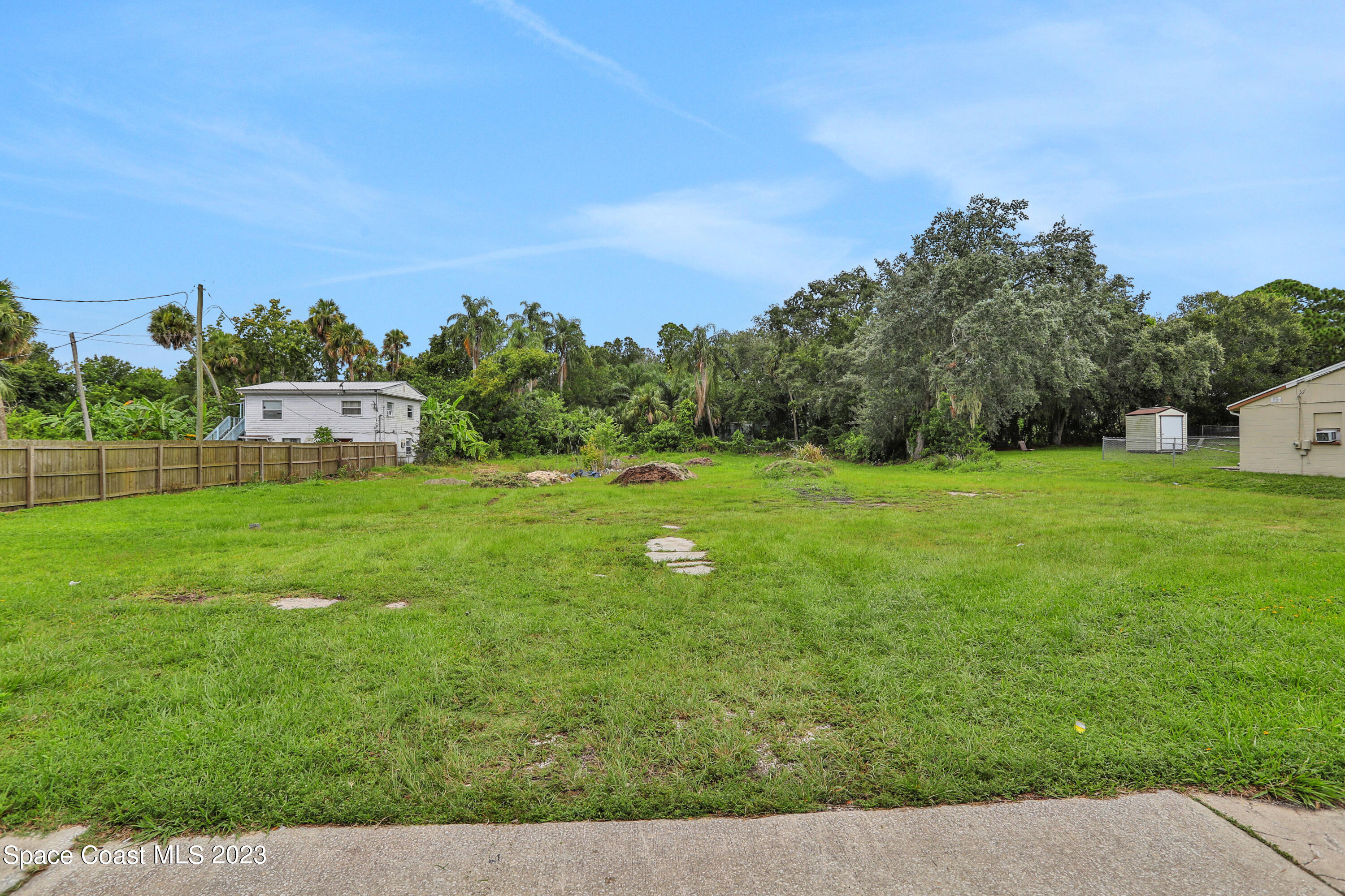 621 Clearlake Road Cocoa, FL 32922 - Photo 16 of 32 1R4A3704