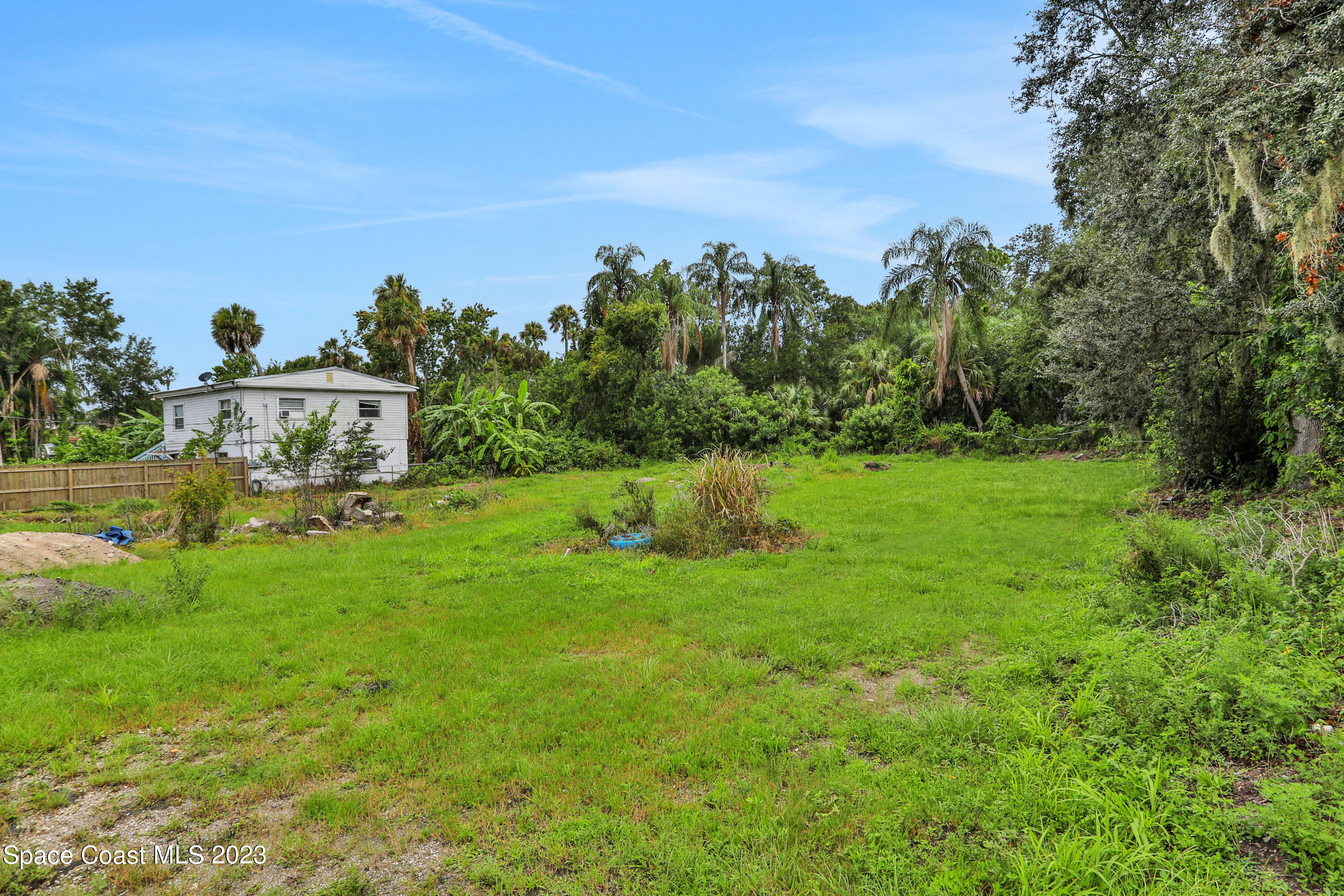 621 Clearlake Road Cocoa, FL 32922 - Photo 6 of 32 1R4A3664