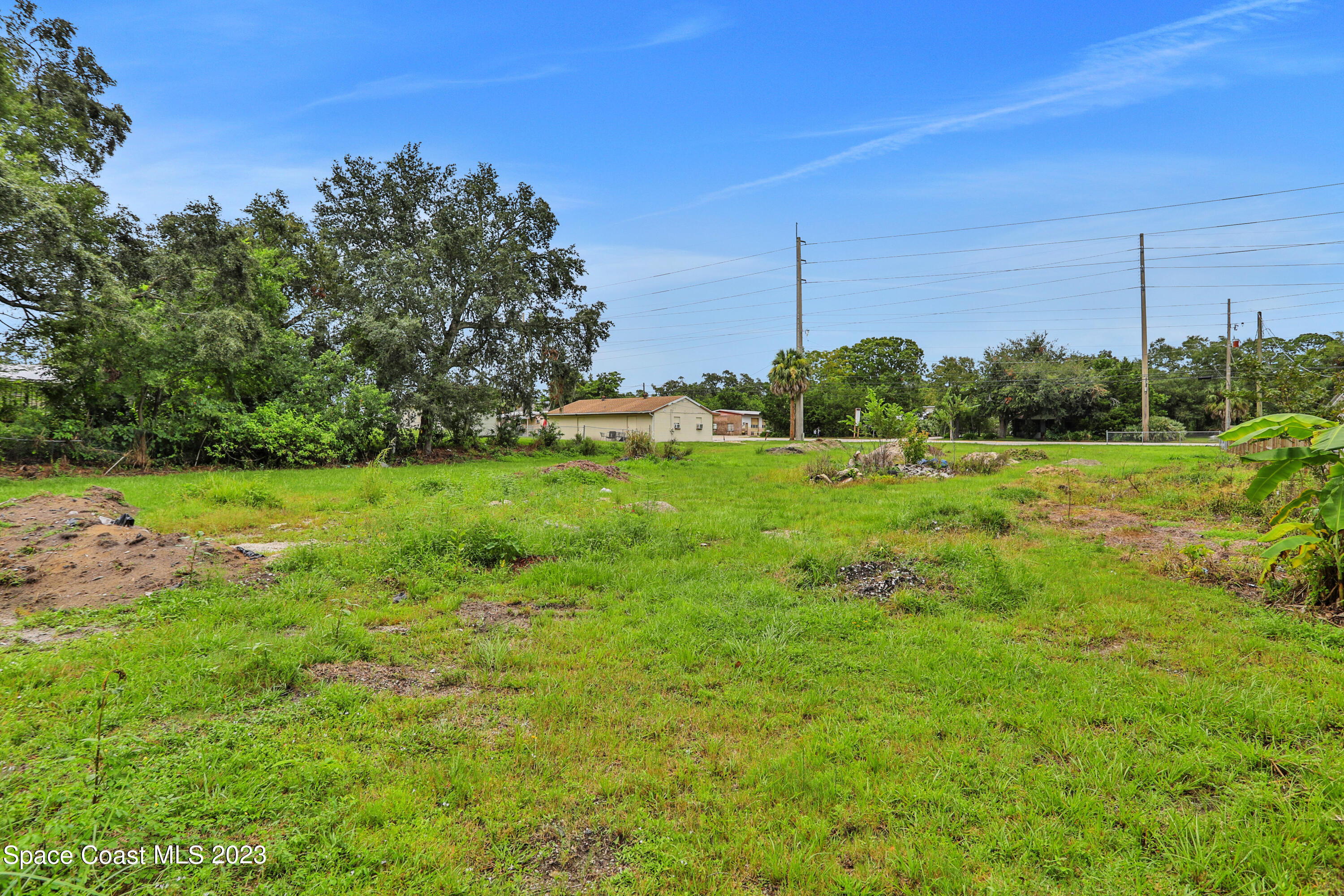 621 Clearlake Road Cocoa, FL 32922 - Photo 9 of 32 1R4A3676
