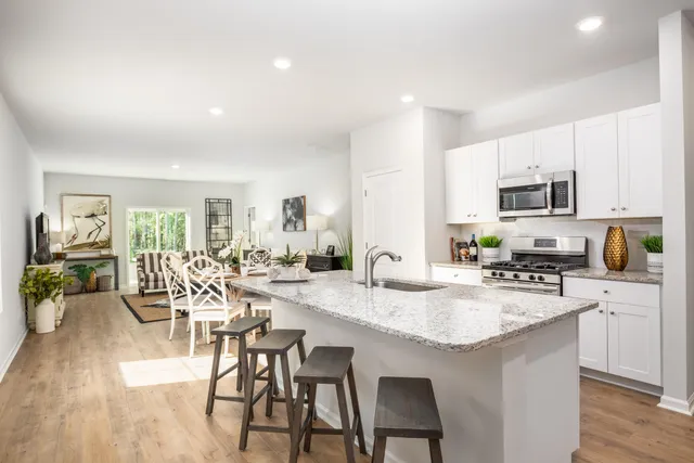 $325,725 | 375 Tiliwa Street, Summerville, SC 29486