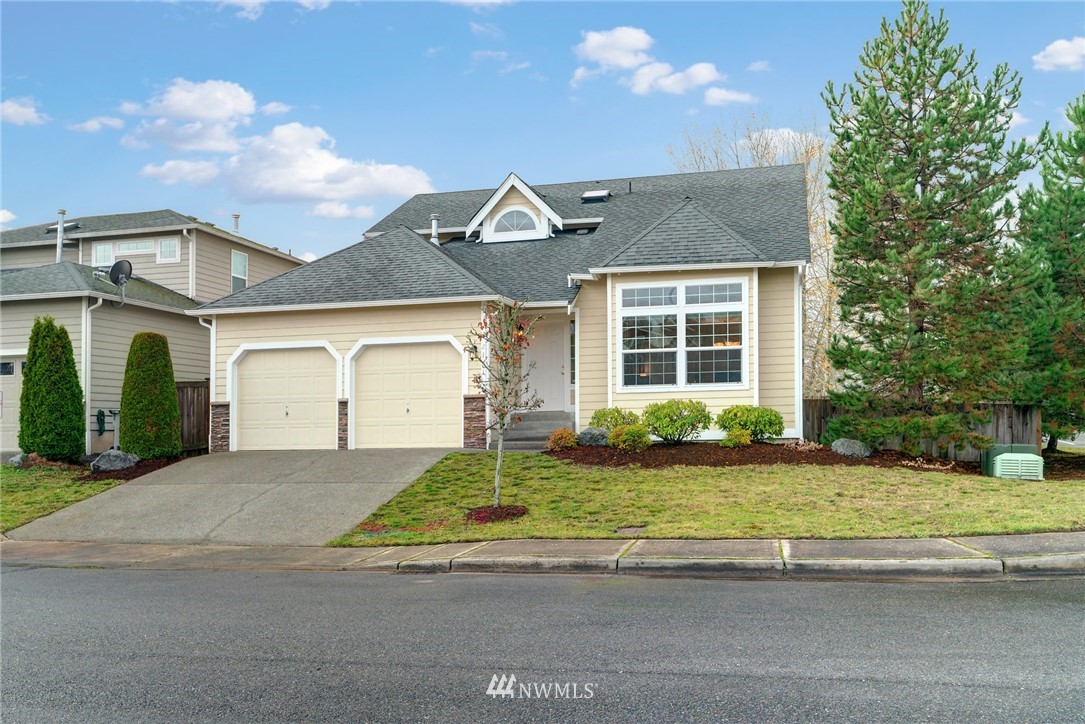 2101 Burnett Place South Renton, WA 98055 - Photo 2 of 25 Gallery Image 2