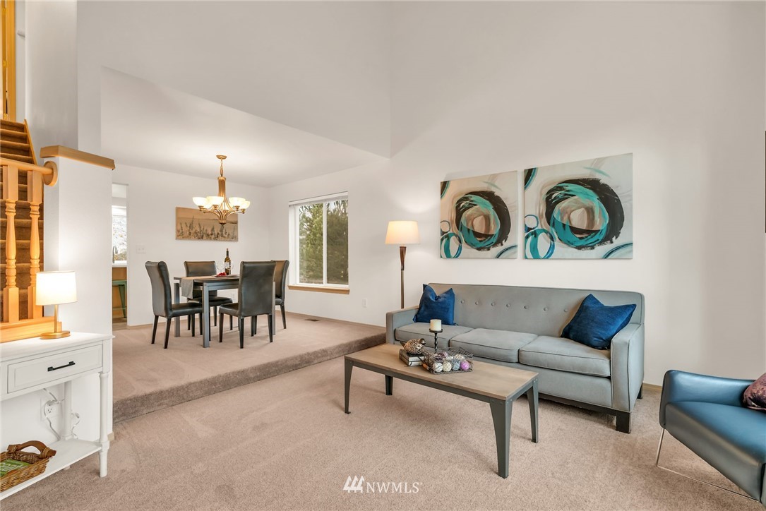 2101 Burnett Place South Renton, WA 98055 - Photo 5 of 25 Gallery Image 5