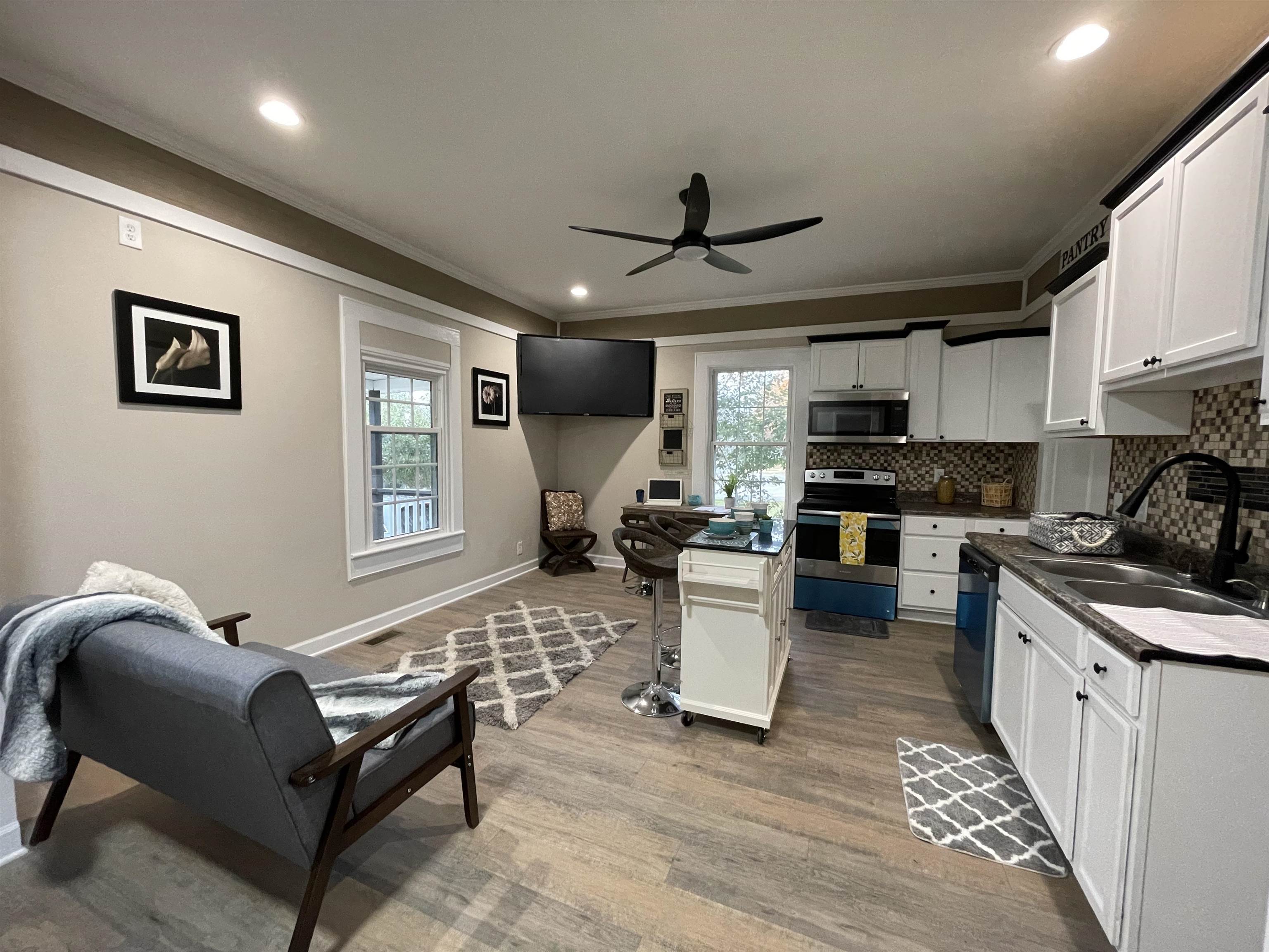 207 Elm Street Gaffney, SC 29340 - Photo 3 of 19 Gallery Image 3