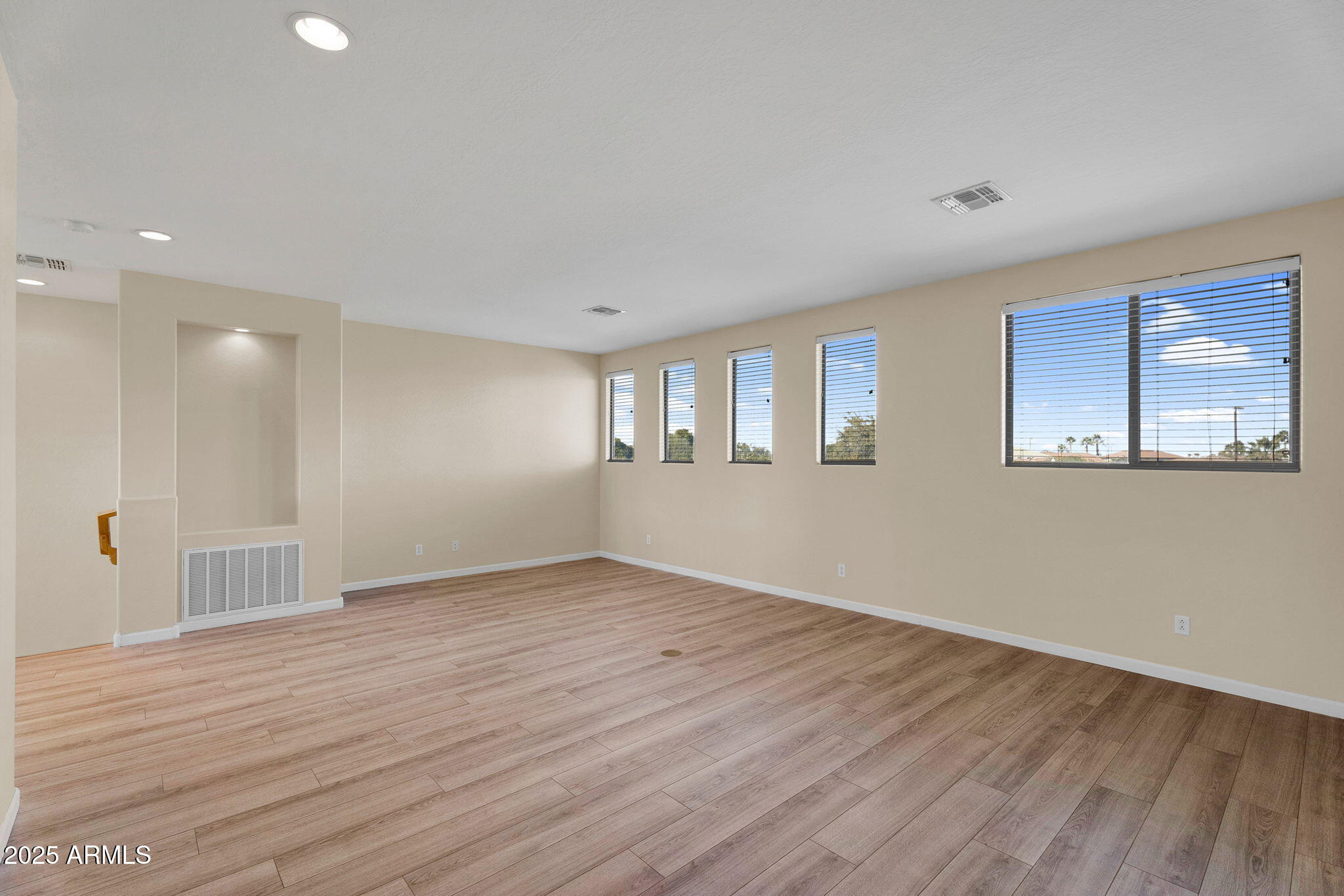 3586 East Riopelle Court Gilbert, AZ 85298 - Photo 31 of 95 31-web-or-mls-3586 E Riopelle Ct-31