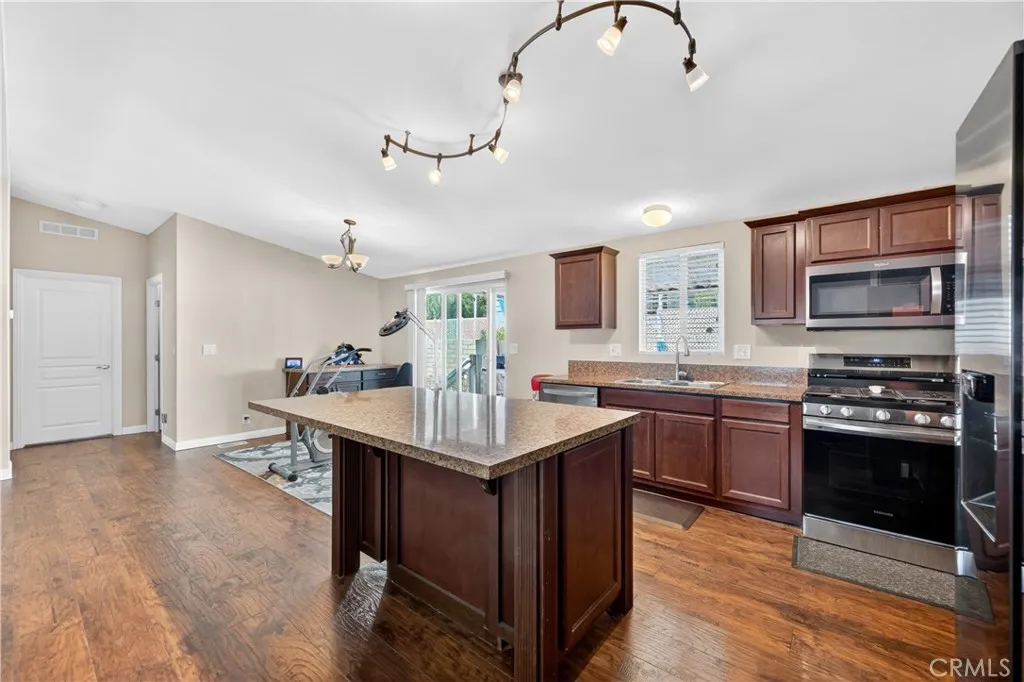 15181 Van Buren, Unit 114 Riverside, CA 92504 - Photo 12 of 52
