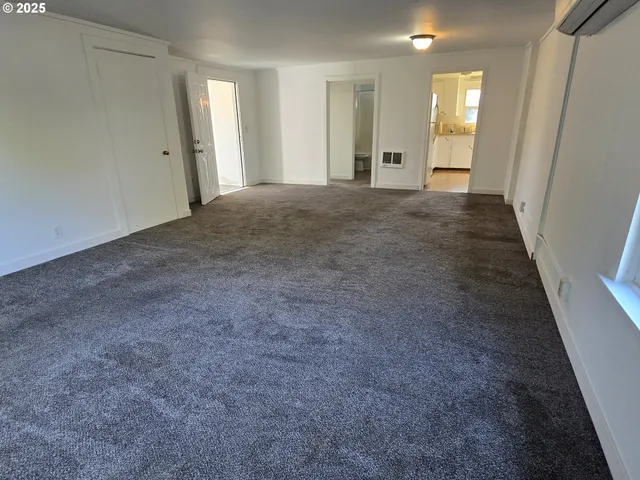 $295,000 | 3208 West 7th Street, The Dalles, OR 97058