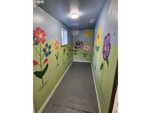 $295,000 | 3208 West 7th Street, The Dalles, OR 97058