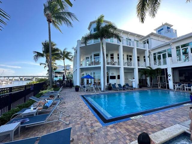 $5,250 | 815 Northwest Flagler Avenue, Unit 206, Stuart, FL 34994