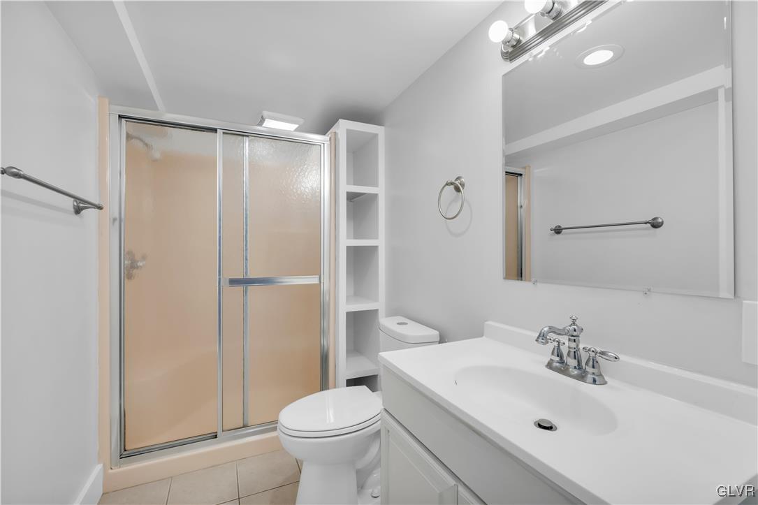 820 Morvale Road Easton, PA 18042 - Photo 39 of 50 a bathroom with a sink toilet and shower