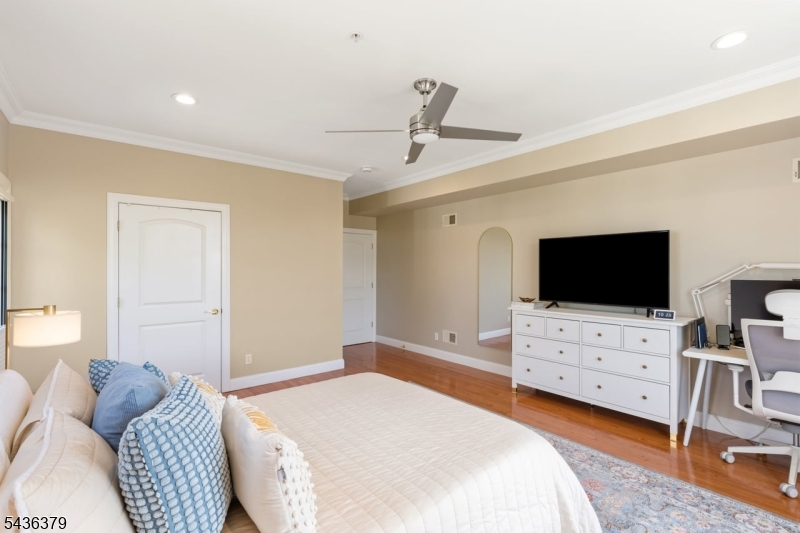 1677 Springfield Avenue, Unit 15 Maplewood, NJ 07040 - Photo 11 of 24