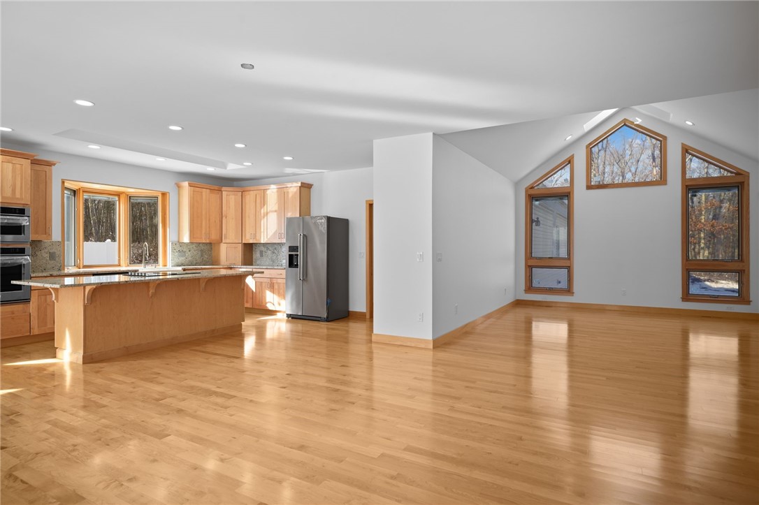 22 West Farm Road Smithfield, RI 02917 - Photo 12 of 42