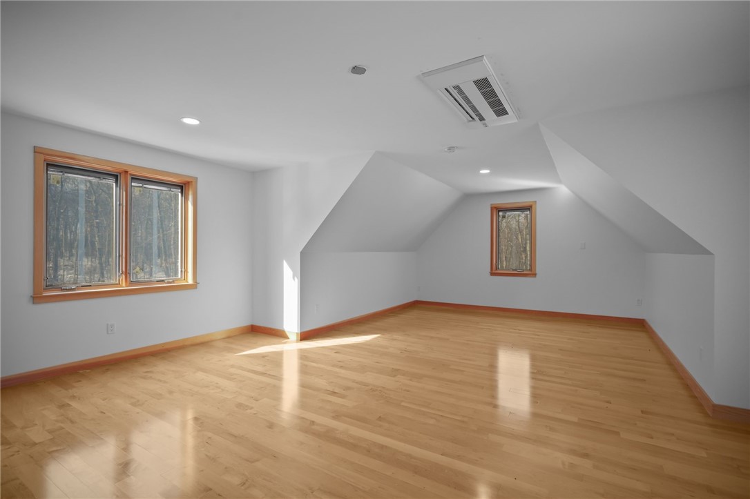 22 West Farm Road Smithfield, RI 02917 - Photo 38 of 42 bonus room above garage