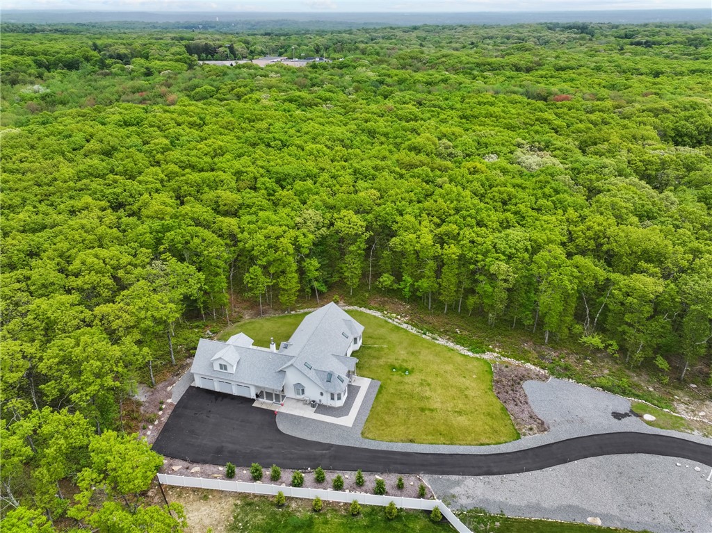 22 West Farm Road Smithfield, RI 02917 - Photo 6 of 42