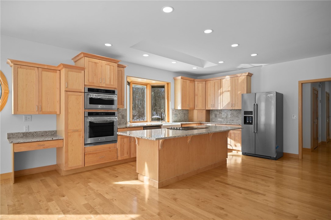 22 West Farm Road Smithfield, RI 02917 - Photo 9 of 42