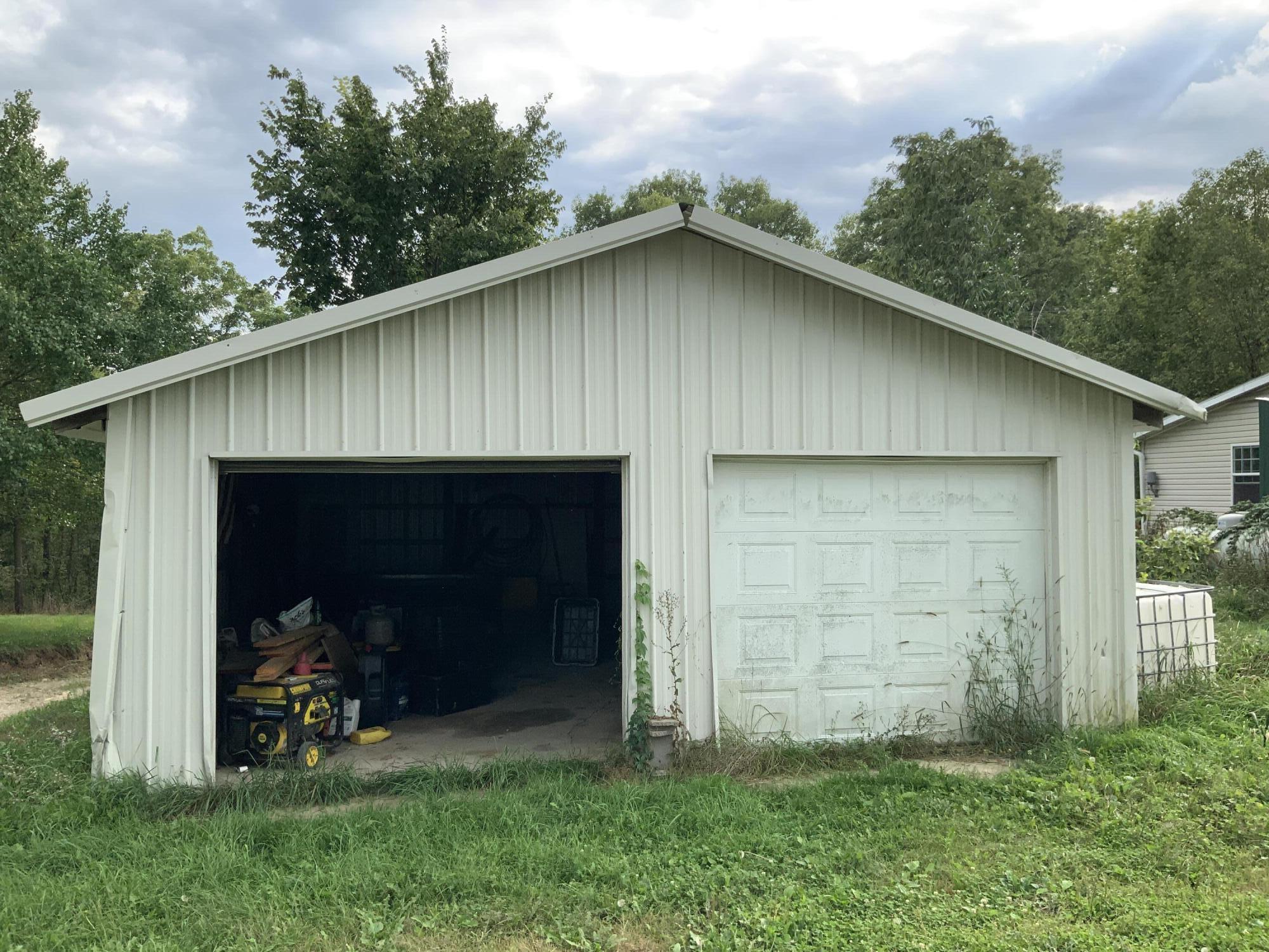 8725 Ross Road Muir, MI 48860 - Photo 40 of 53 FECA1C94-F892-470B-9D2C-B7A02848CF26