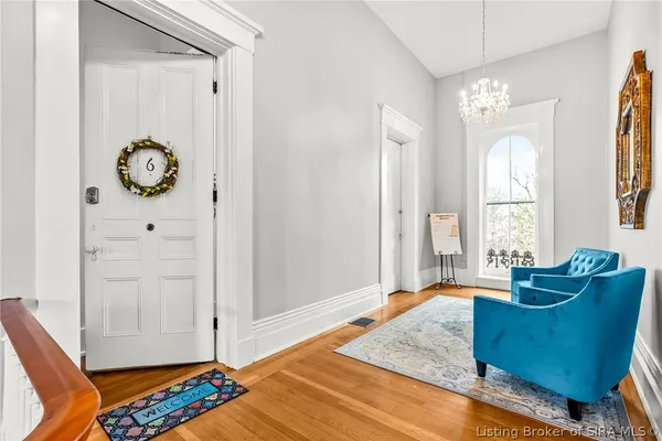 $989,900 | 1206 East Main Street, New Albany, IN 47150