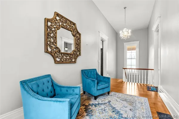 $989,900 | 1206 East Main Street, New Albany, IN 47150