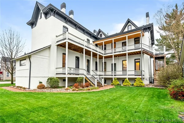 $989,900 | 1206 East Main Street, New Albany, IN 47150