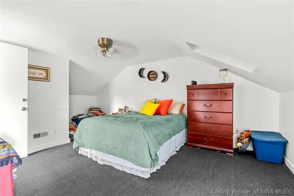 $989,900 | 1206 East Main Street, New Albany, IN 47150