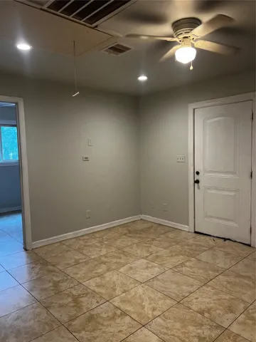 $800 | 5924 Morningdale Street, Houston, TX 77396