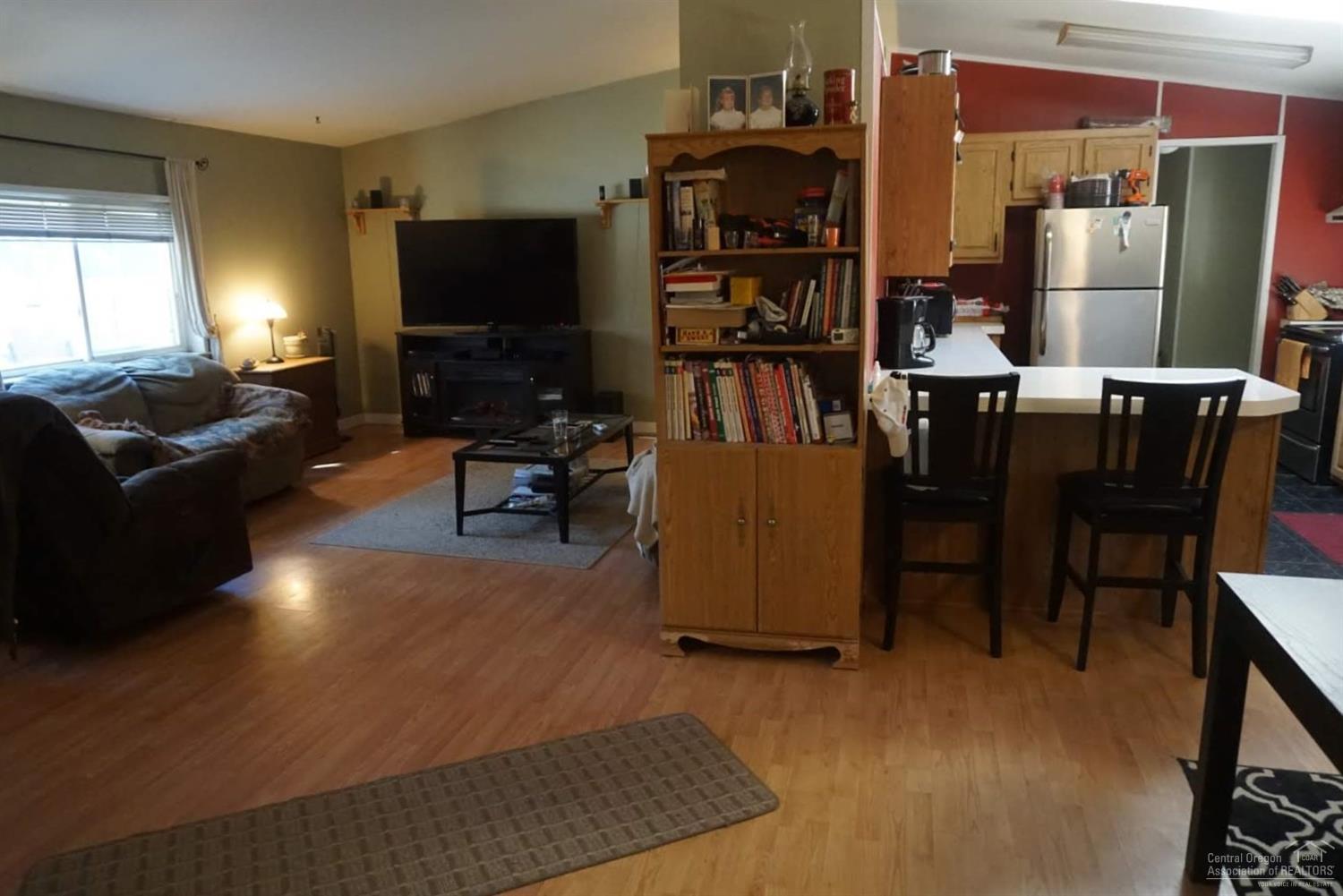60231 Navajo Road Bend, OR 97702 - Photo 5 of 12 Additional Photo
